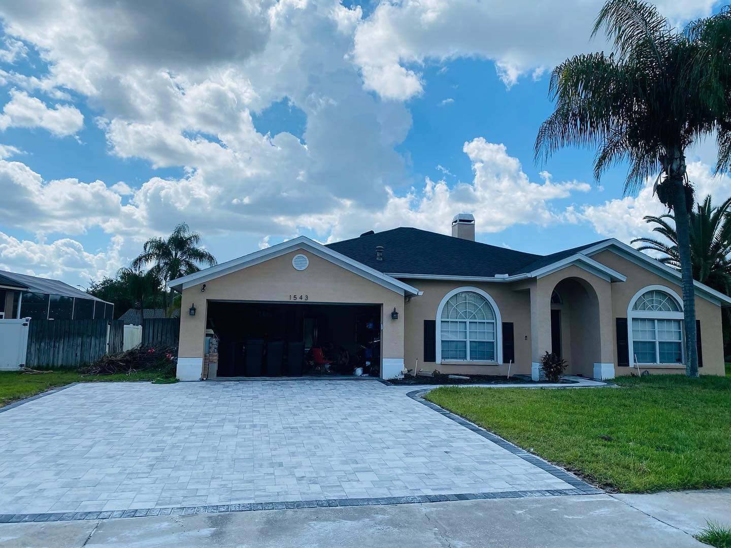 Gallery photos for Stunning Concrete Driveway Makeover in Florida: Image #4