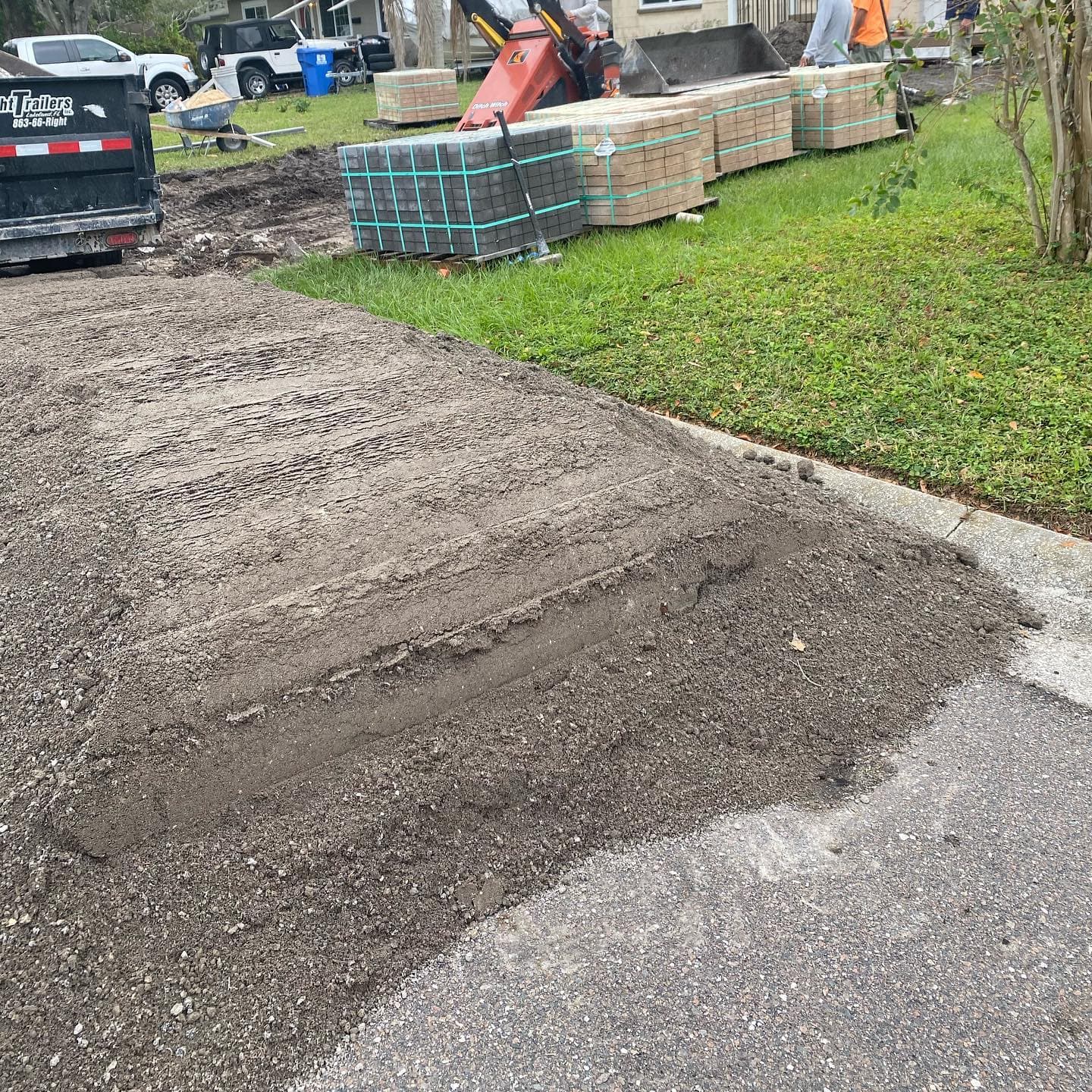 Gallery photos for Transforming Florida Driveways with Expert Concrete Solutions: Image #5