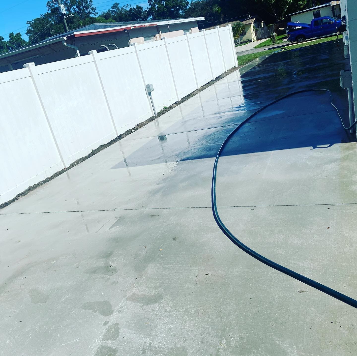 Gallery photos for Transformative Concrete Driveway Installation in Florida: Image #1