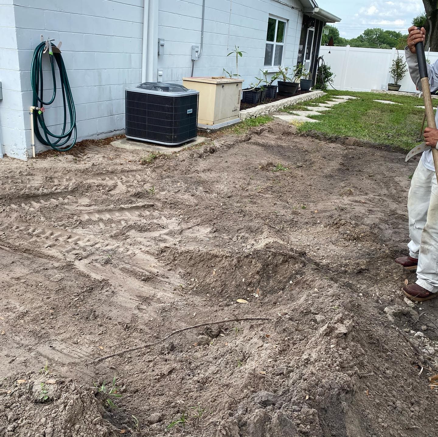 Gallery photos for Transformative Concrete Driveway Installation in Florida: Image #4